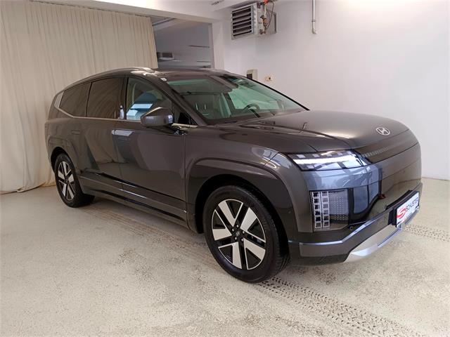 Hyundai Ioniq - � 69970