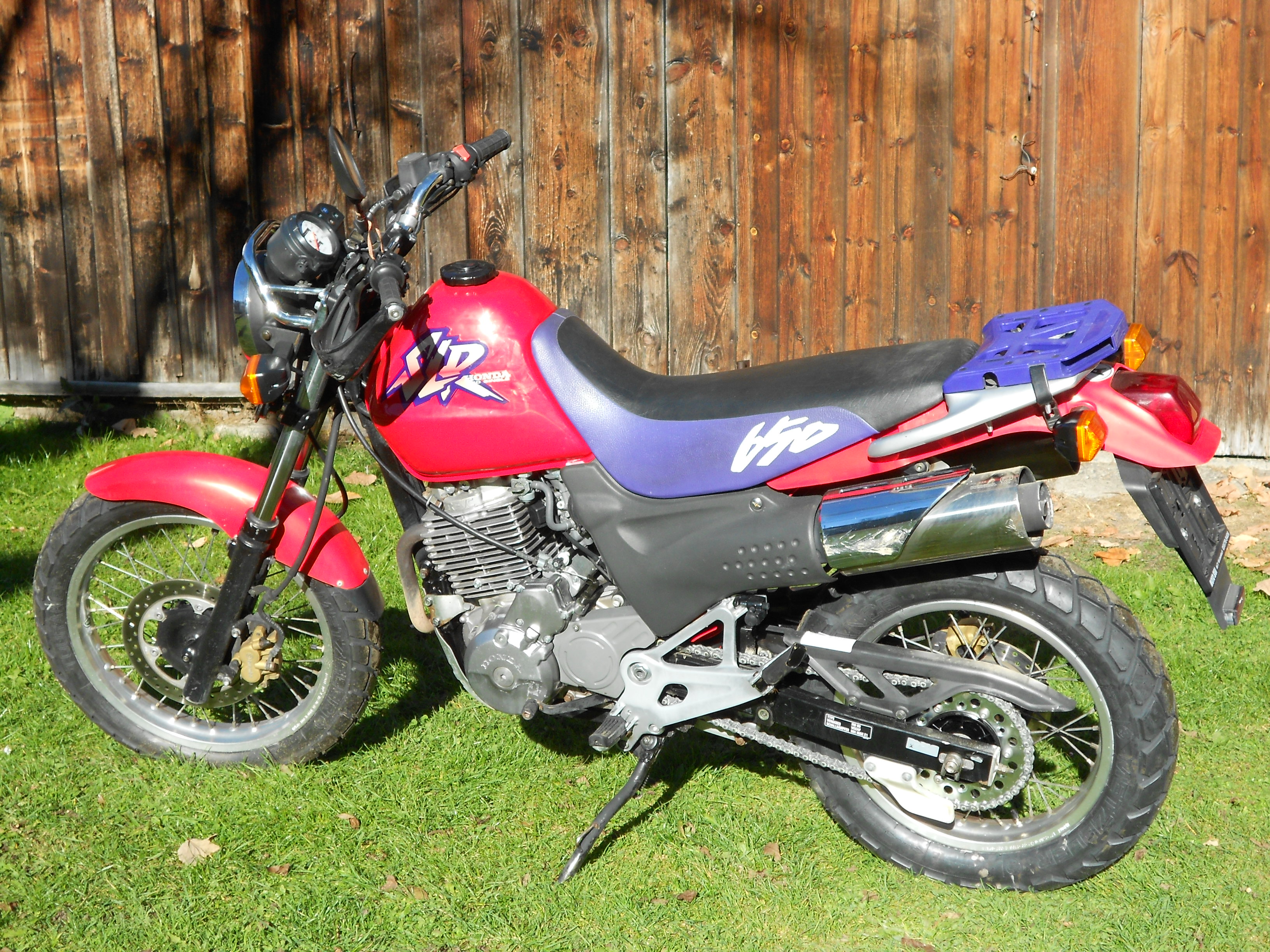 Honda   SLR650 - � 1800