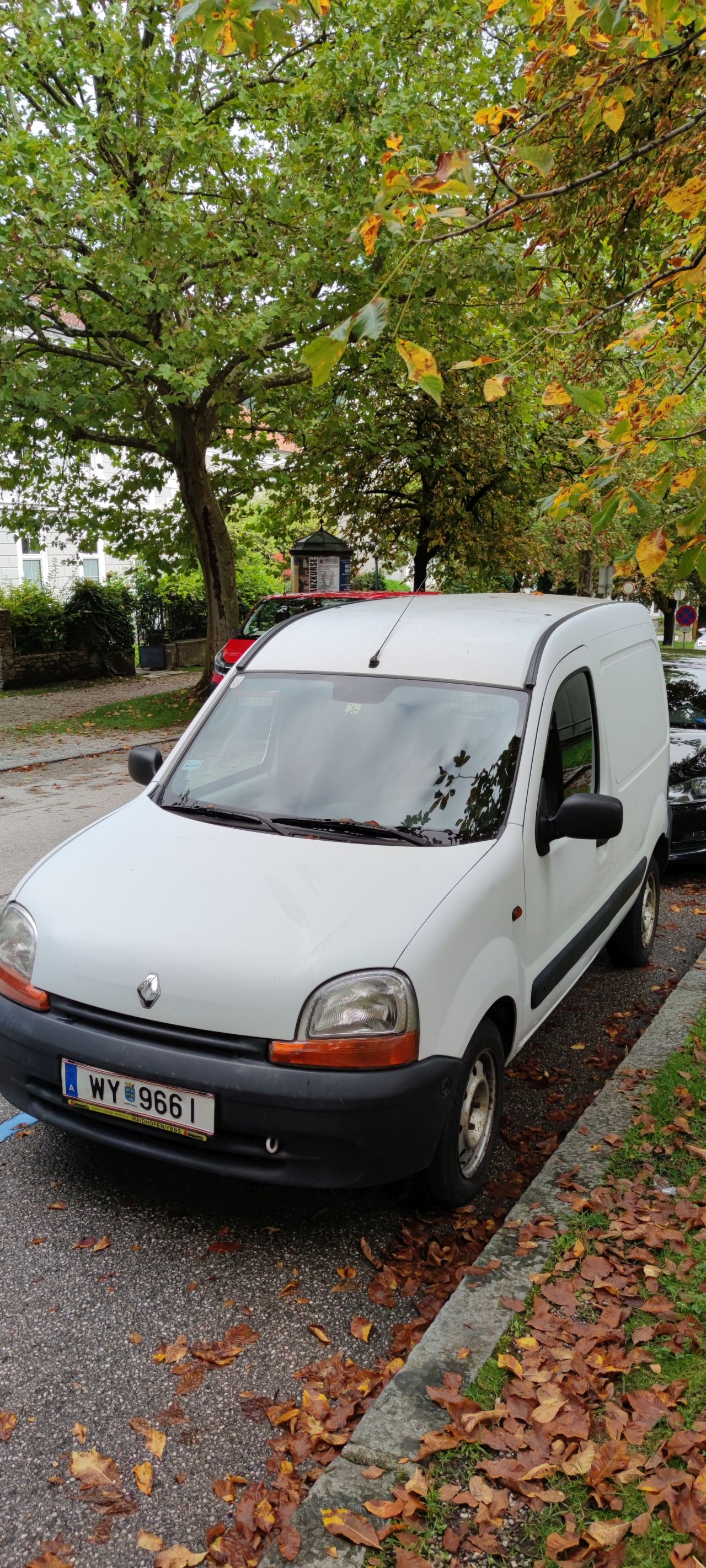 Renault Kangoo - � 600